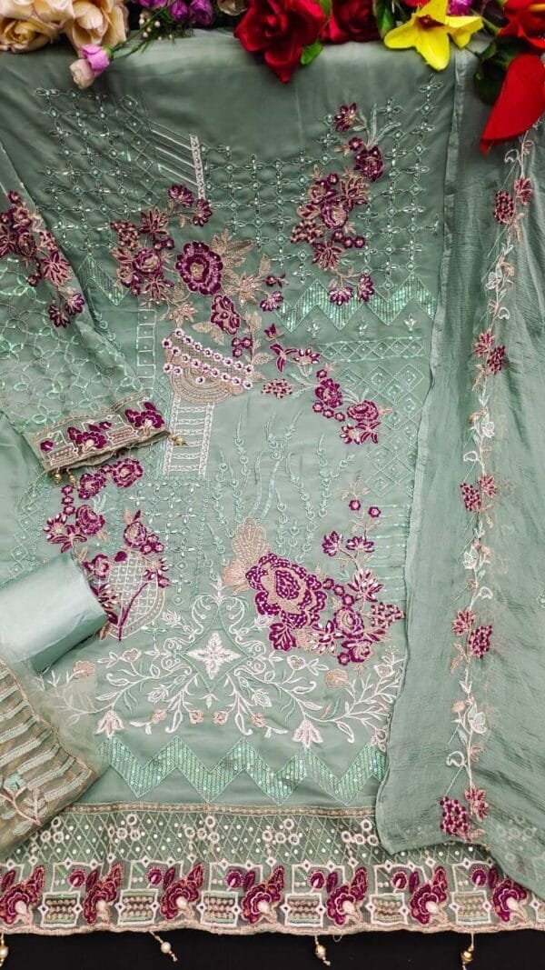 Heavy Embroidery Pakistani Suits
