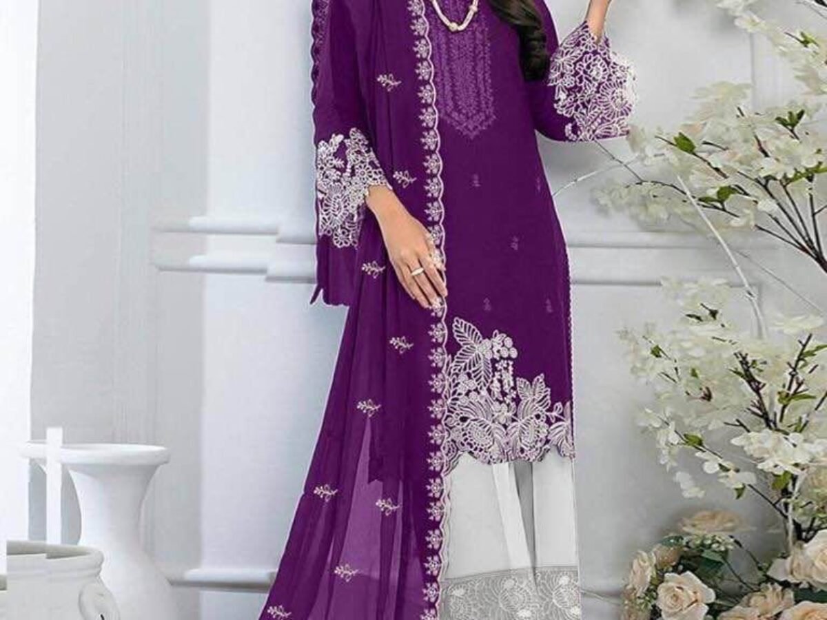 PUNJABAN DESIGNER BOUTIQUE | Pakistani Lehenga Online India | Punjaban  Designer Boutique. 👉 📲 CALL US : +91- 8054555191 👉 📲 CALL US : +91-  8699971142 ...... | Instagram