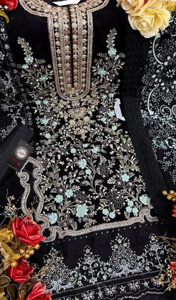 Pakistani Design Suit