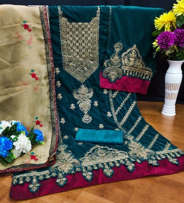 Pakistani Dresses Online India