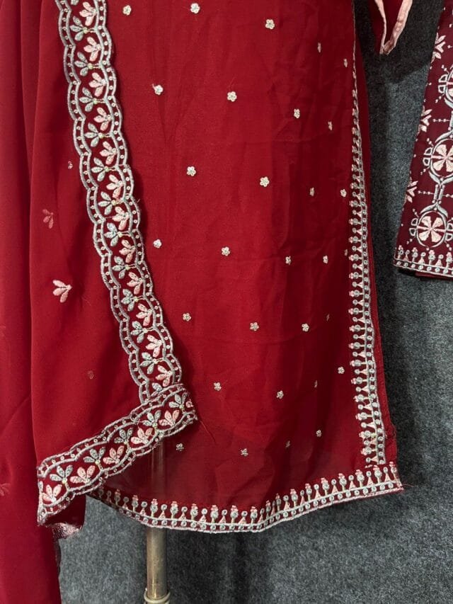 Pakistani Salwar Design 2023