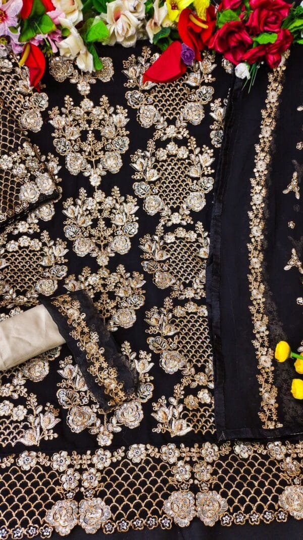 Pakistani Suit Design Images