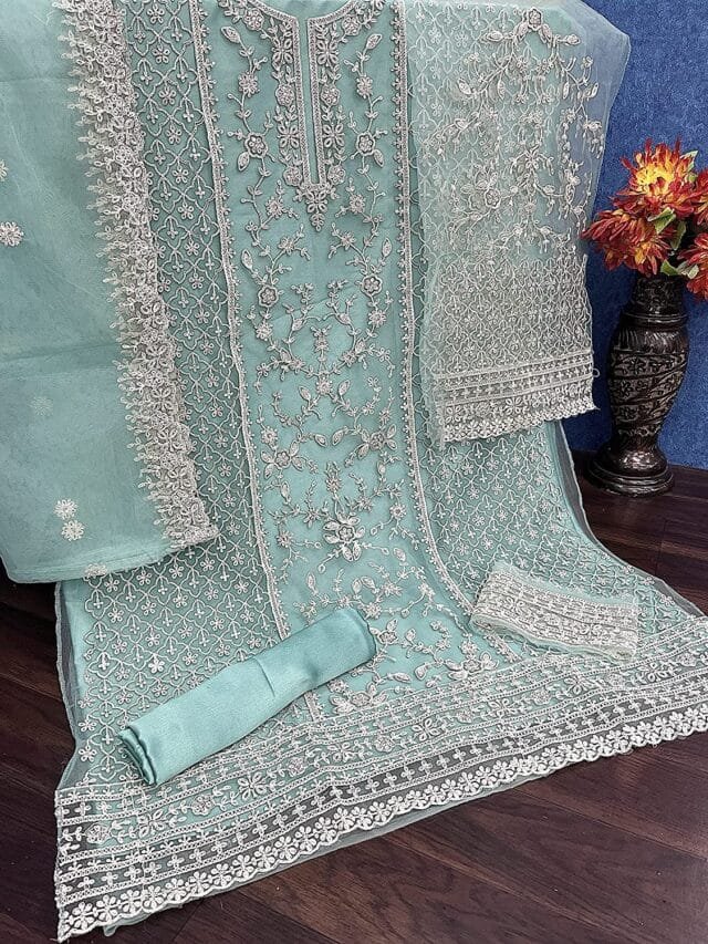 Best Pakistani Clothes Online UK