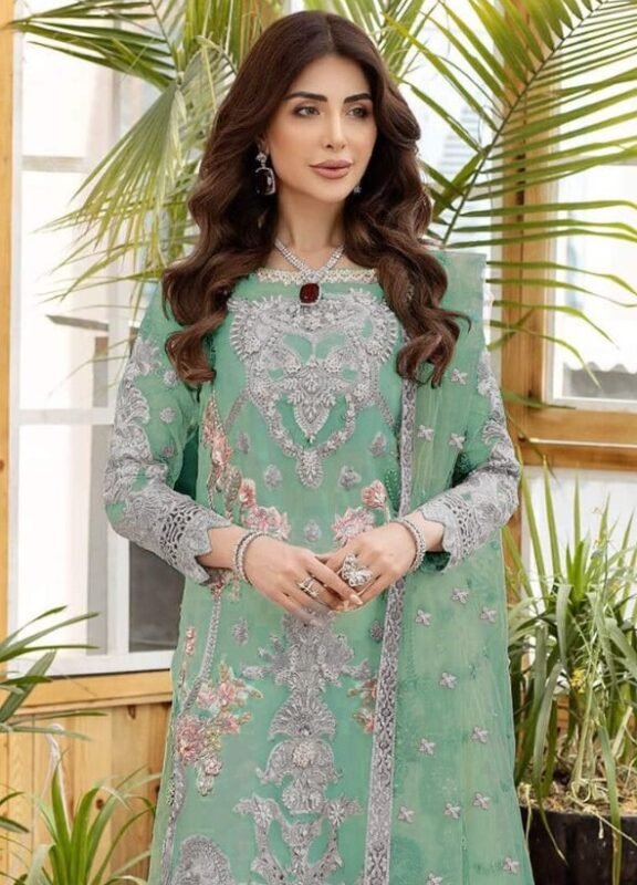 Best 2025 pakistani dresses