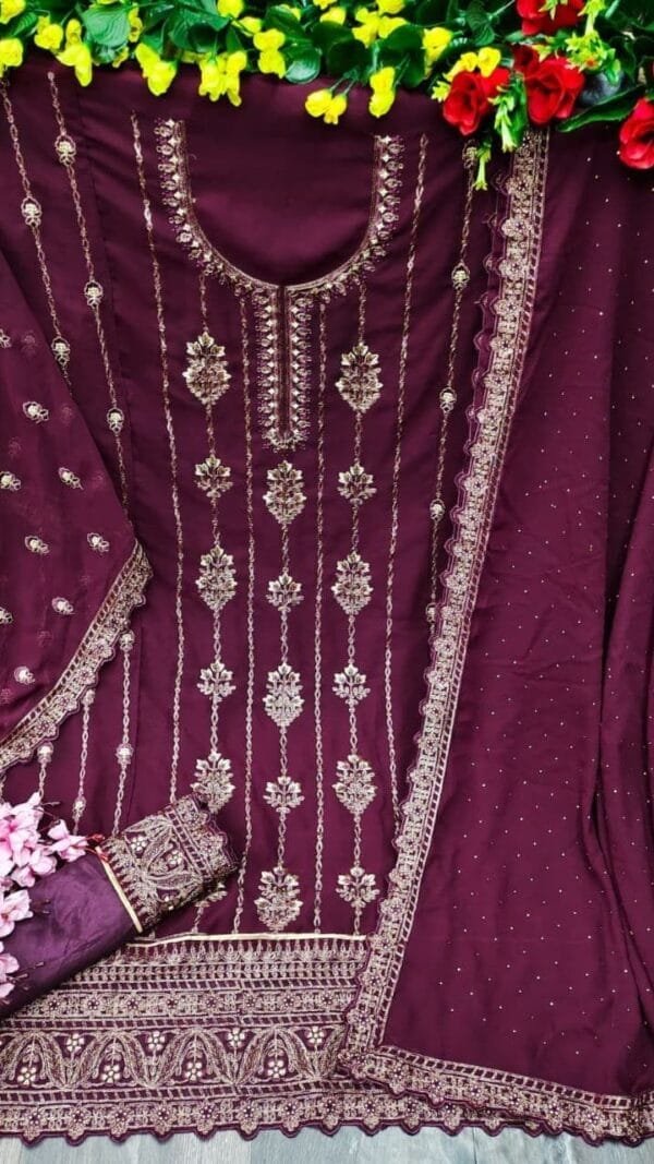 Best Pakistani Readymade Suits Online UK