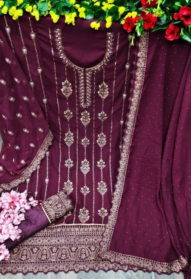 Best Pakistani Readymade Suits Online UK