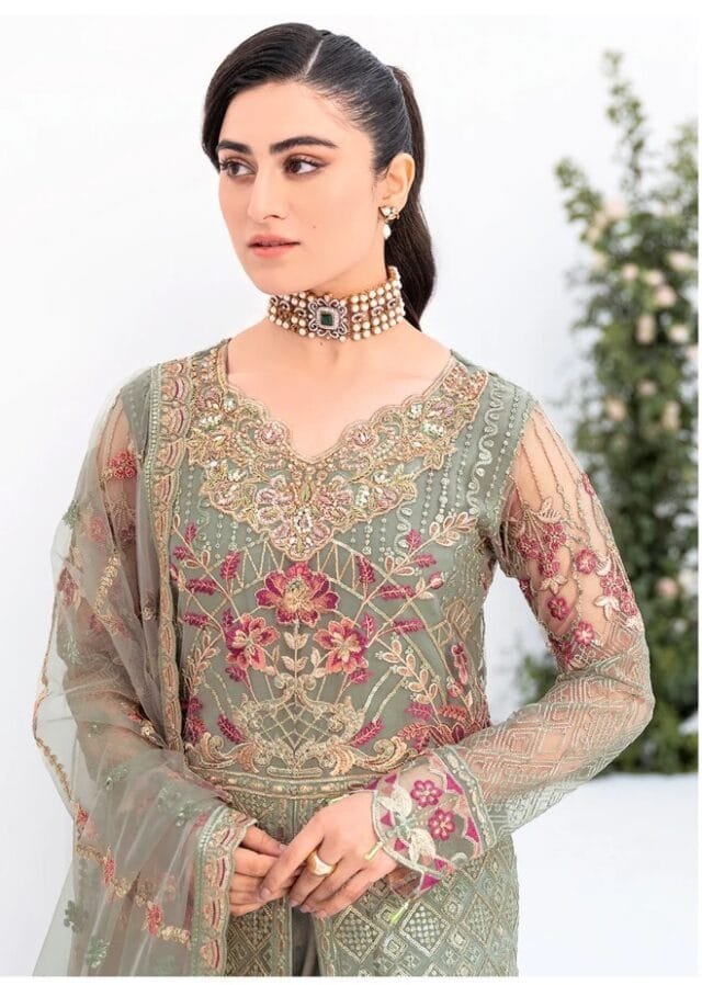 Best Pakistani Salwar Kameez In UK