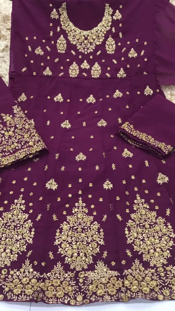 Best Readymade Lawn Suits UK