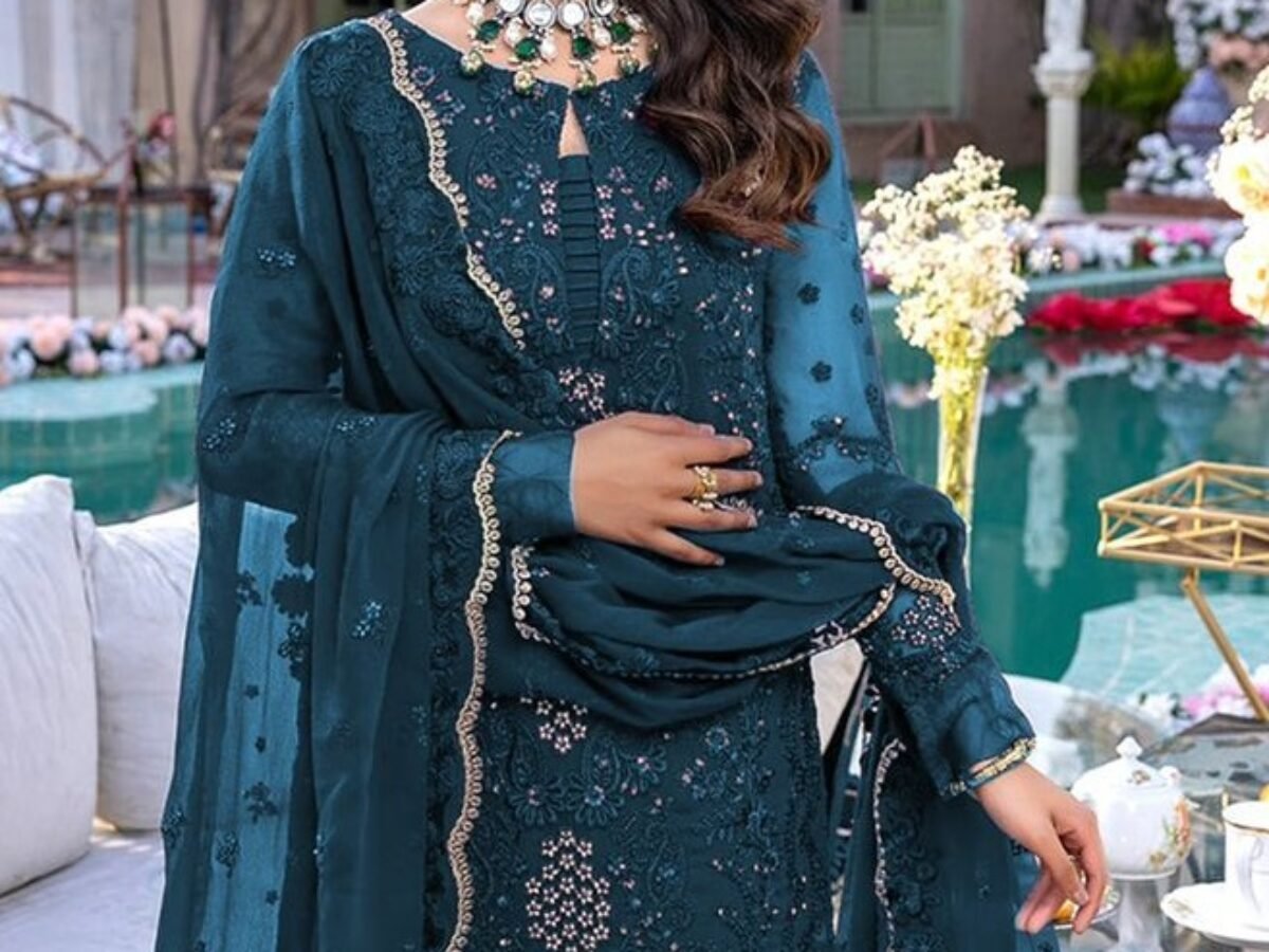 Pakistani formal hotsell dresses uk