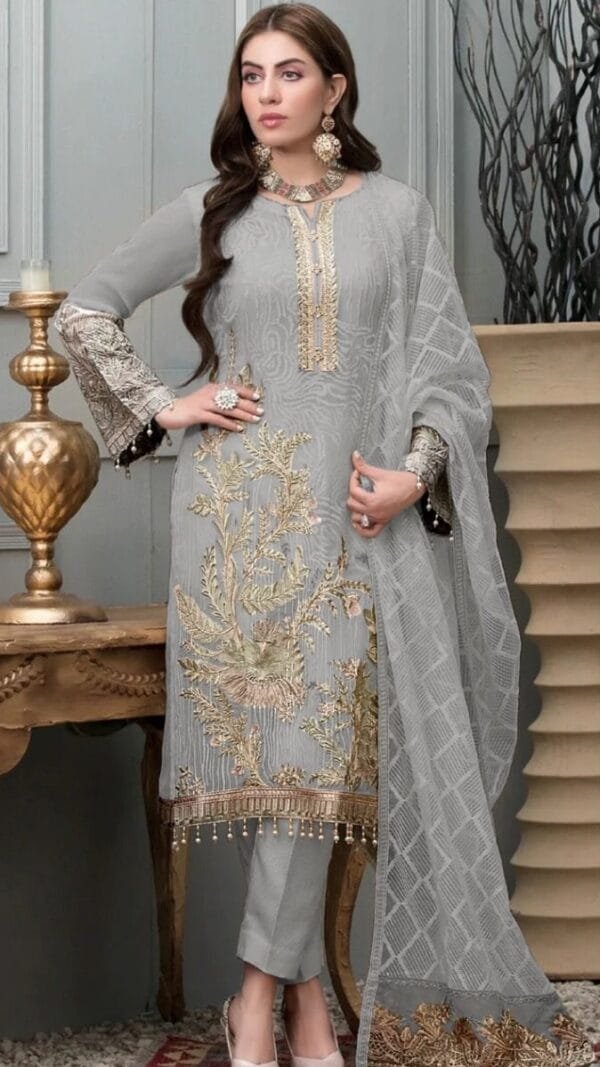 How Many UK Pakistani Clothes Online Islamabad