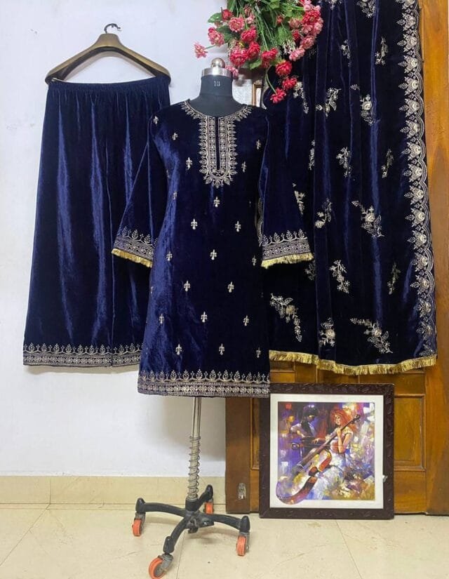 How Much UK Pakistani Clothes Online Faisalabad