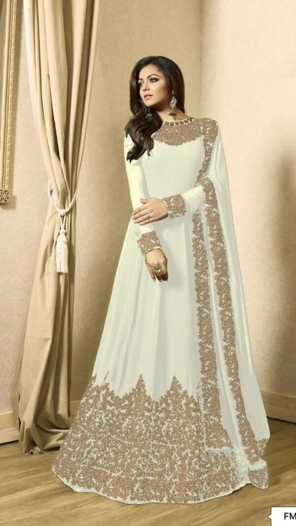 Lawn Pakistani Suits UK