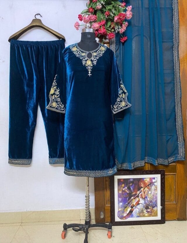 Lilac Pakistani Suits UK