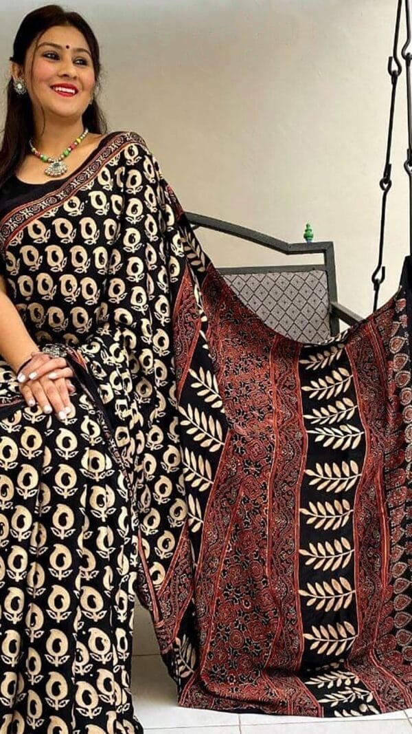Linen Saree UK