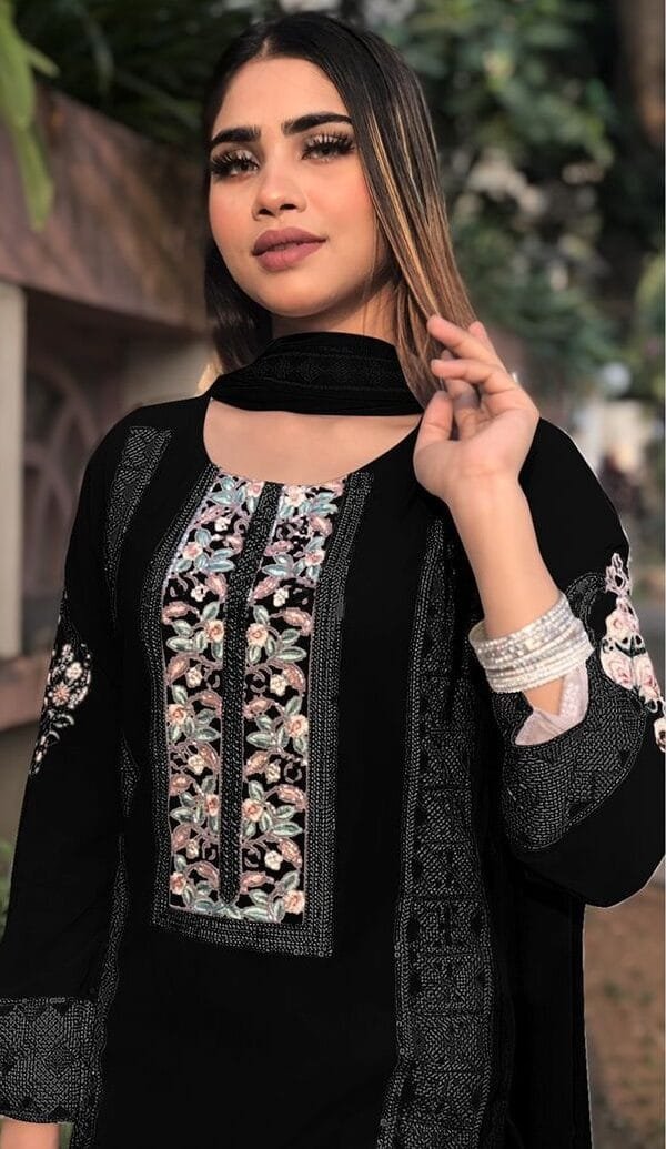 Made To Measure Pakistani Clothes UK