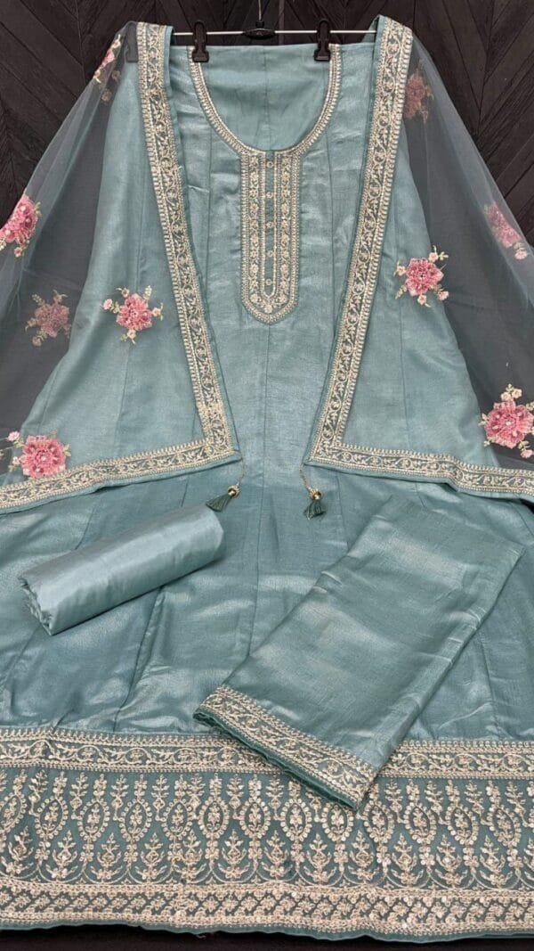 Online Shopping UK Pakistani Clothes