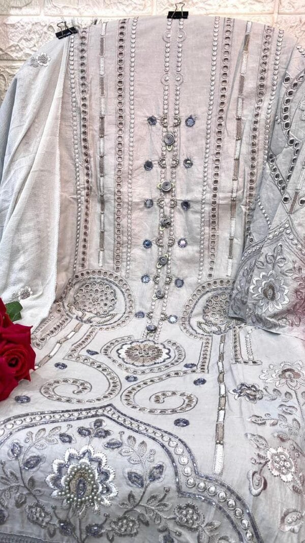 Pakistani Clothes In The UK