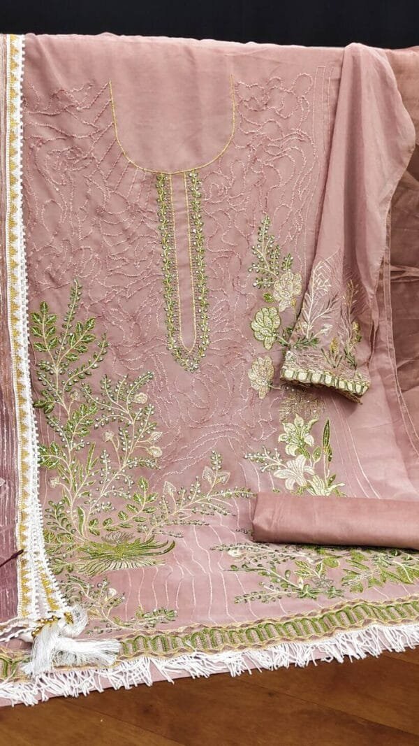 Pakistani Clothes Online UK Facebook