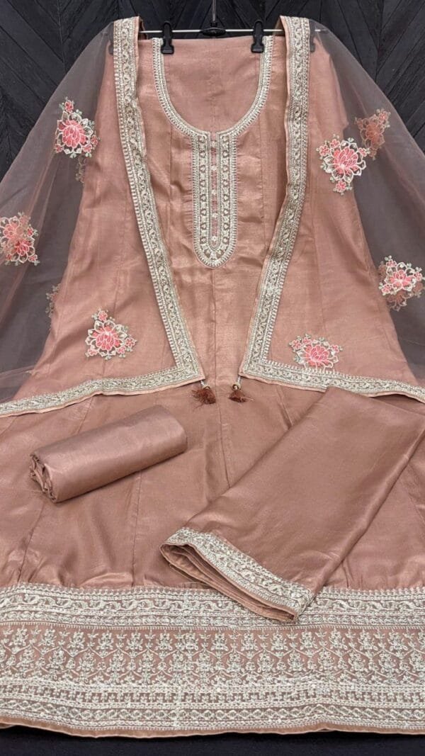 Pakistani Clothes Shops In UK