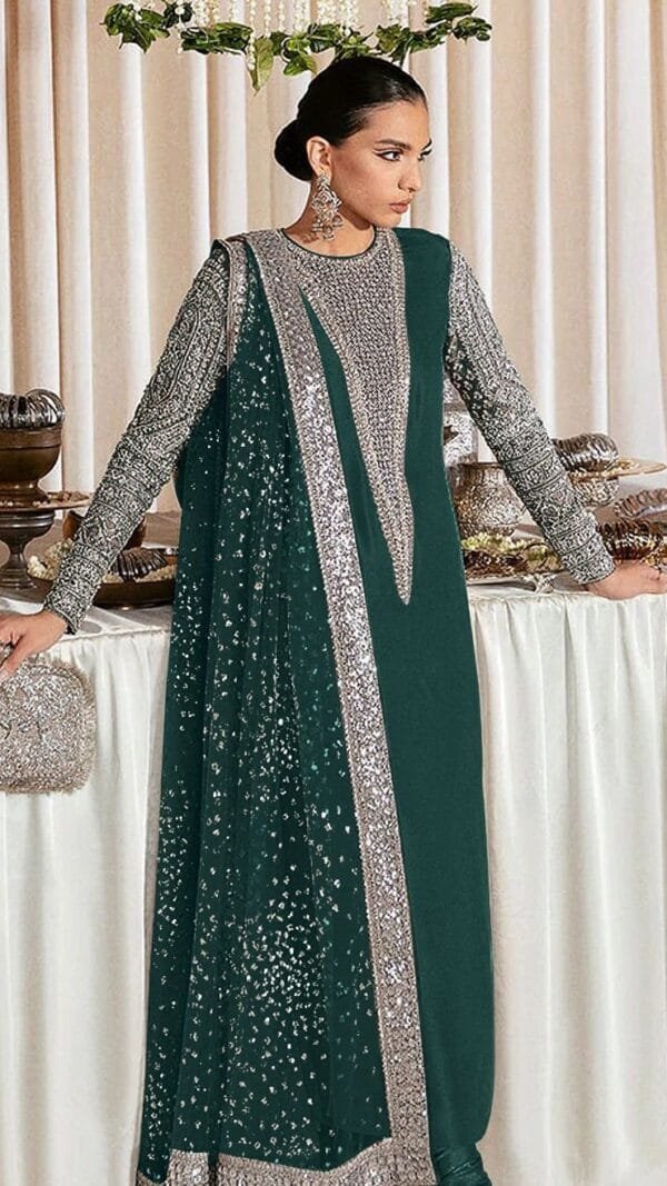Pakistani Clothes Suppliers In UK