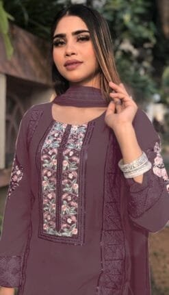Pakistani Dress In UK Online