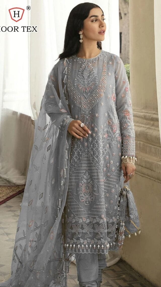 Pakistani Dress In UK Online