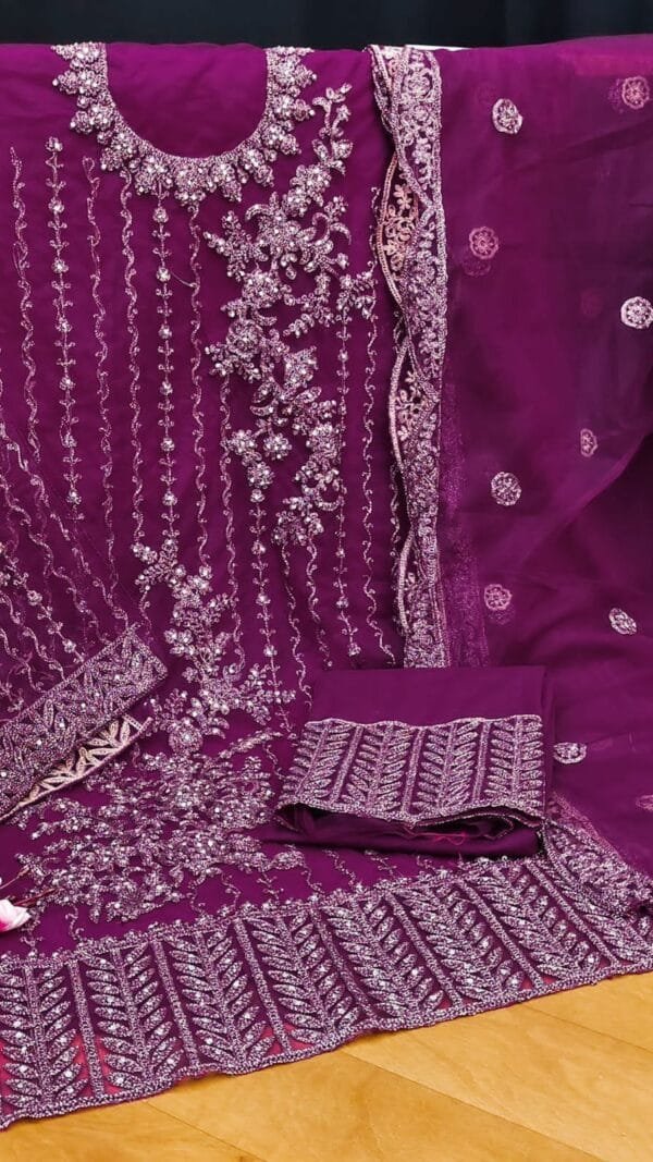 Pakistani Dresses Online UK