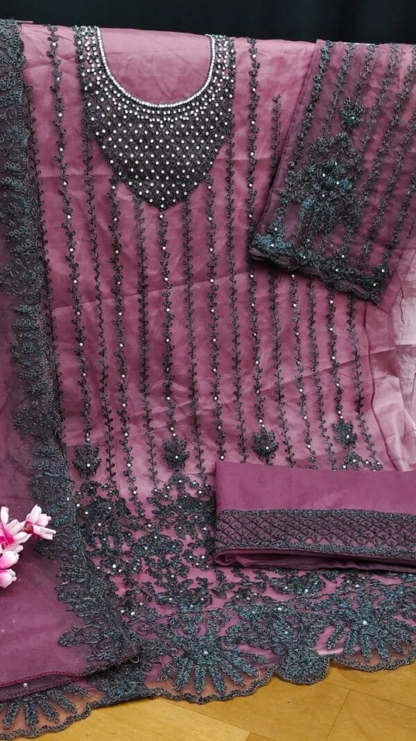 Pakistani Clothes Online UK