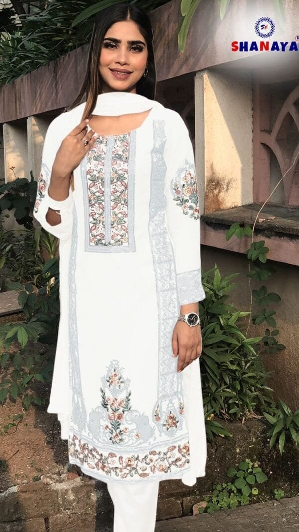 Pakistani Suits 2023 UK