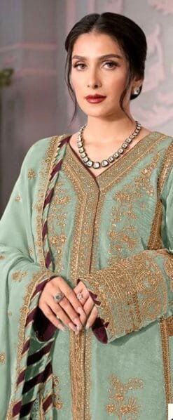 Pakistani Suits Online In UK