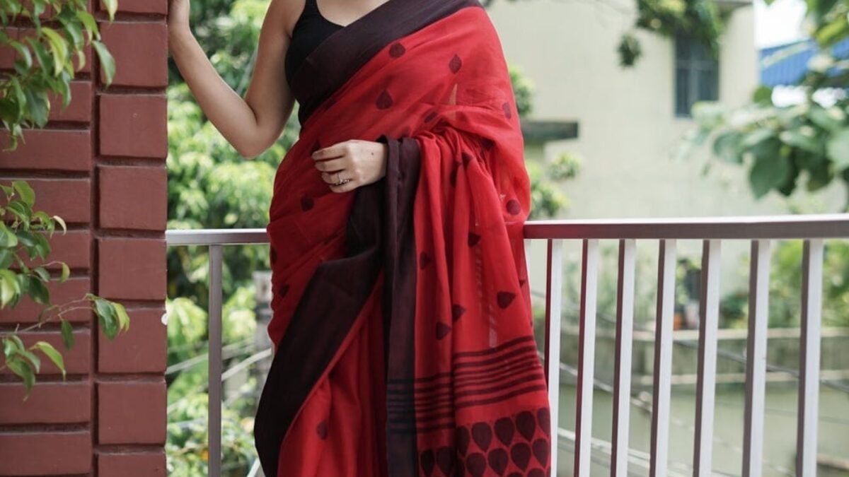100+ Half Saree Design Ideas: Pattu Langa Voni For Teenagers. | Half saree,  Saree designs, Half saree lehenga