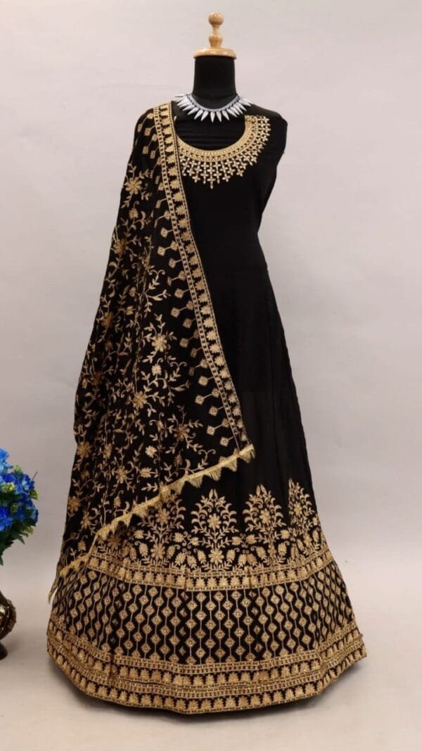 Latest Pakistani Clothes Online UK