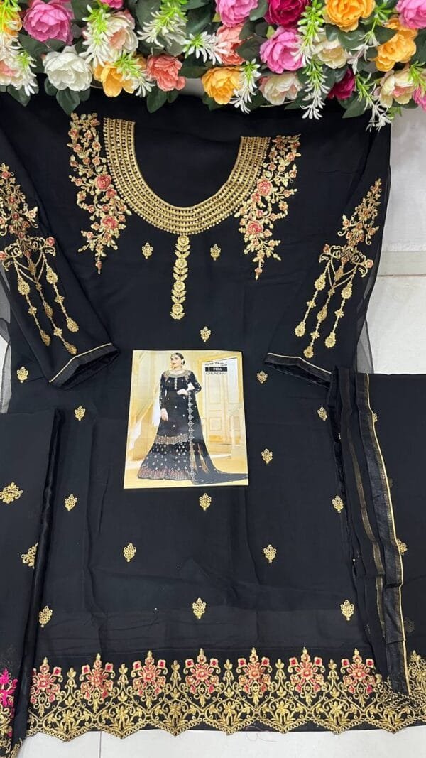 Ready Made Pakistani Clothes Online UK Sale