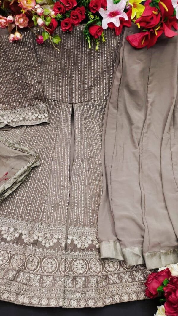 Original Pakistani Suits Wholesaler In India