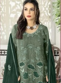 Pakistani Suits Wholesale Companies
