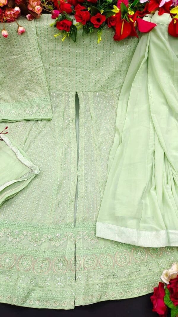 Pakistani Suits Wholesale Market