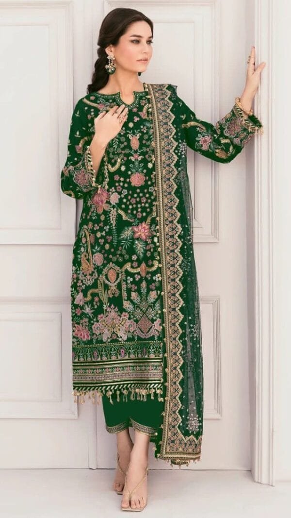 Pakistani Suits Wholesaler In Pakistan