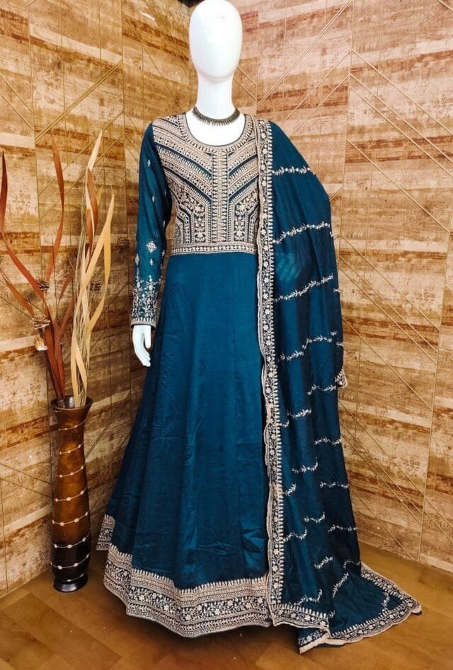 Pakistani Suits Wholesalers In Lucknow