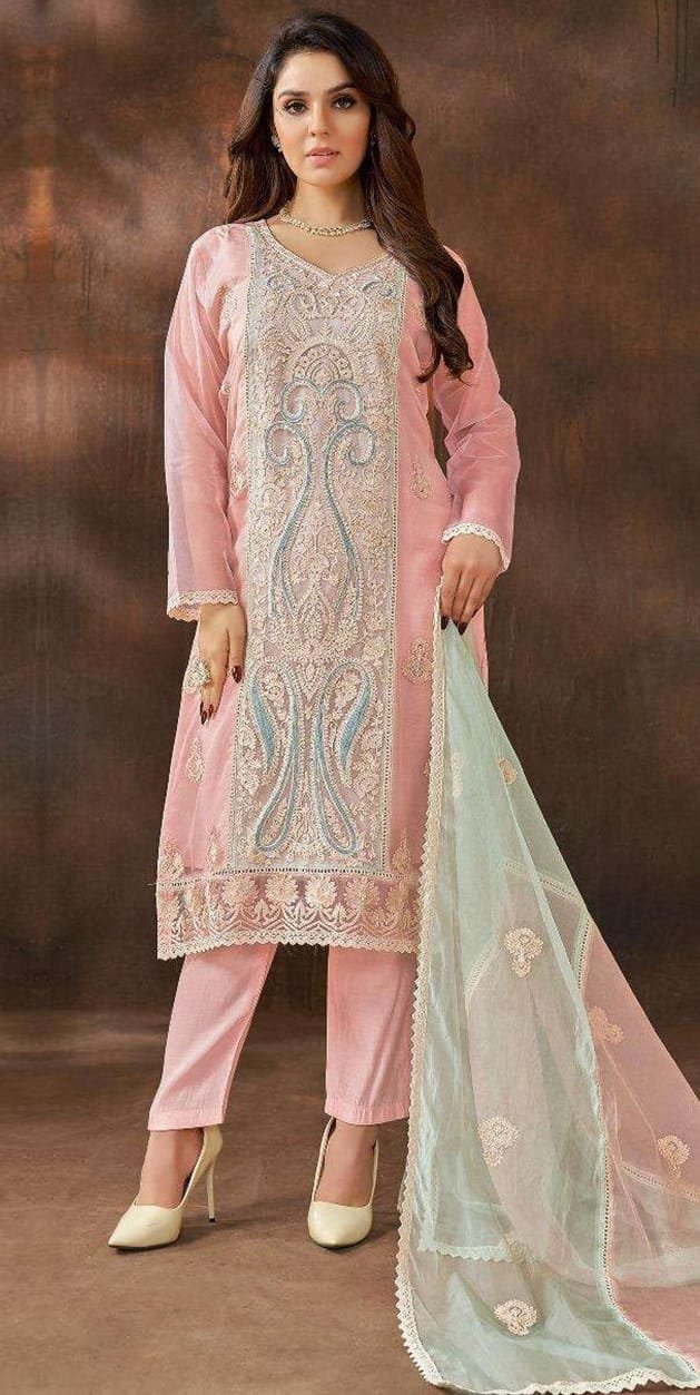 Readymade Pakistani Suits Wholesale February 2024