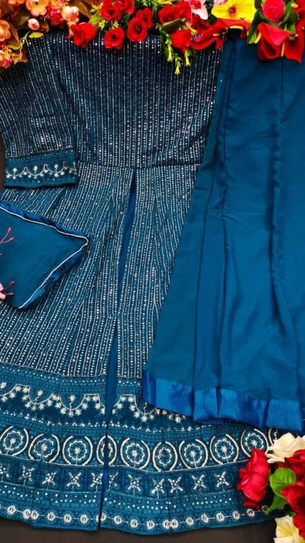 Surat Pakistani Suits Wholesale