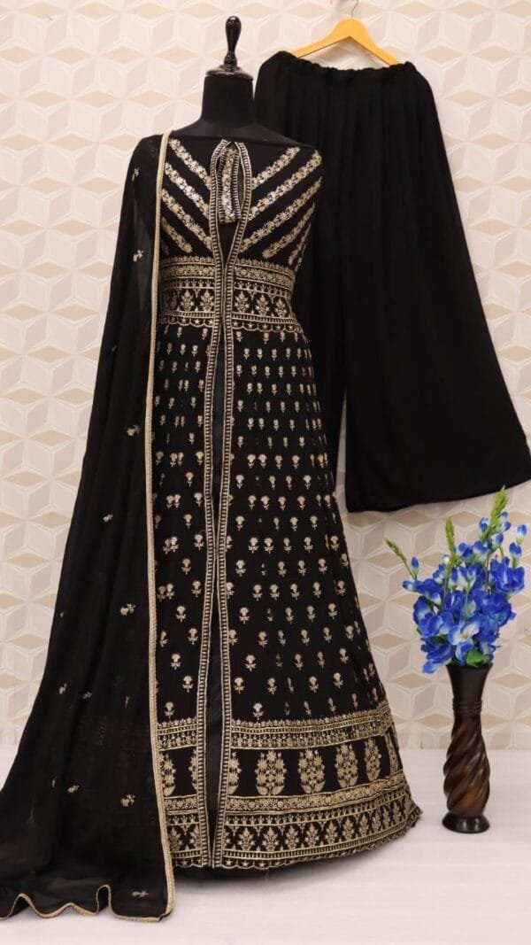 Wholesale Market For Pakistani Suits In Mumbai