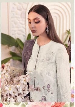 Wholesale Pakistani Suits Online In Pakistan