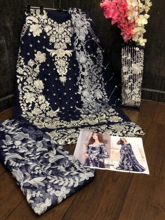 Wholesaler Of Pakistani Suits In India