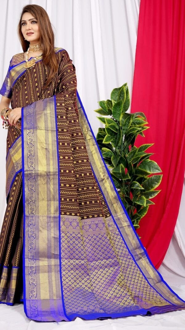 Online Wedding Saree Shopping USA