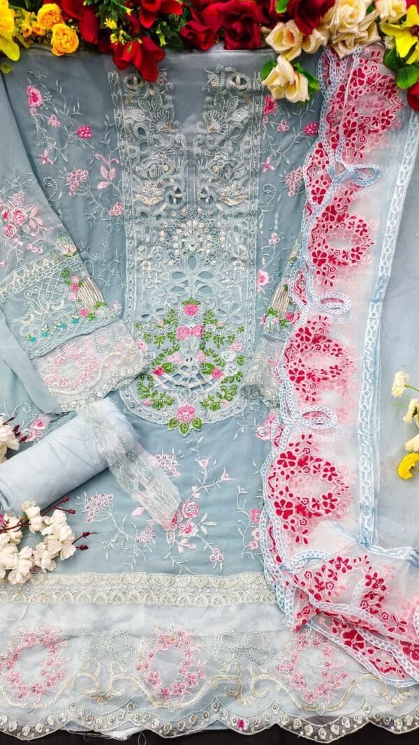 Buy Pakistani Suits On Sale