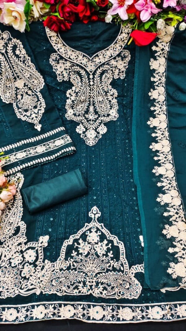 Online Shopping UK Pakistani Clothes
