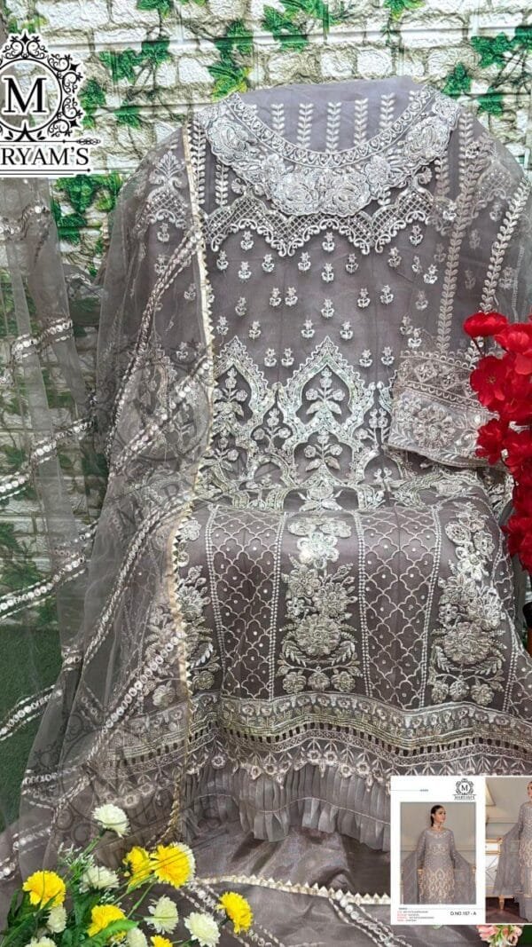Pakistani Dresses Sale Online