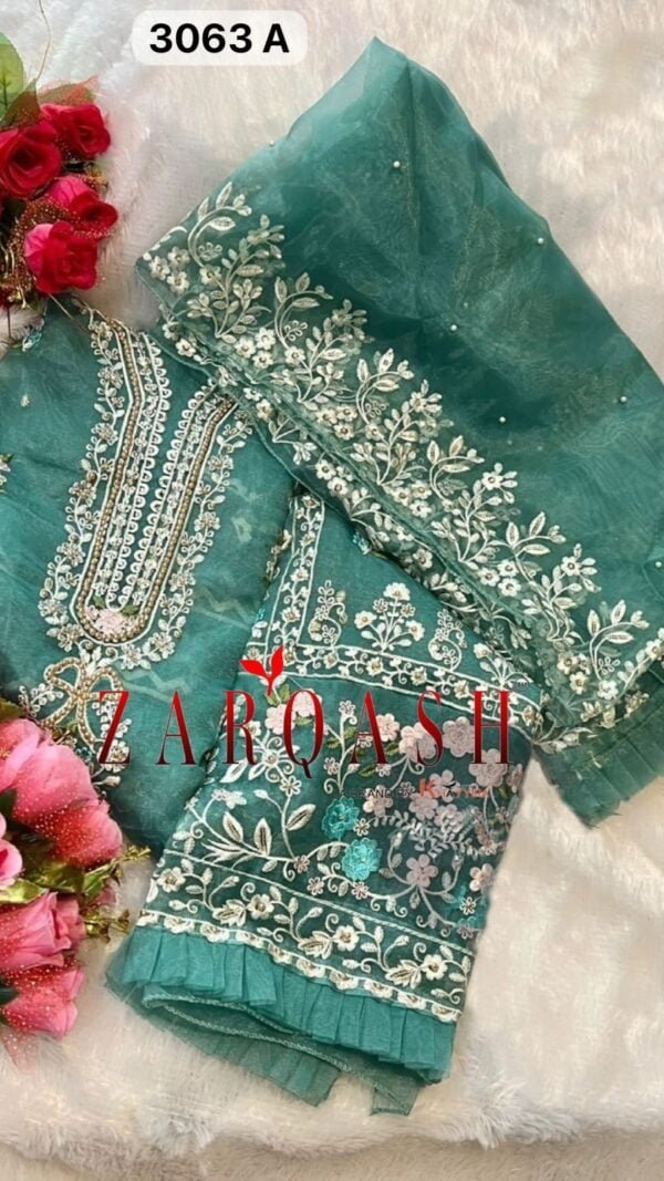Pakistani Suits Online Sale
