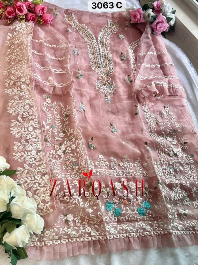 Pakistani Suits Sale Online