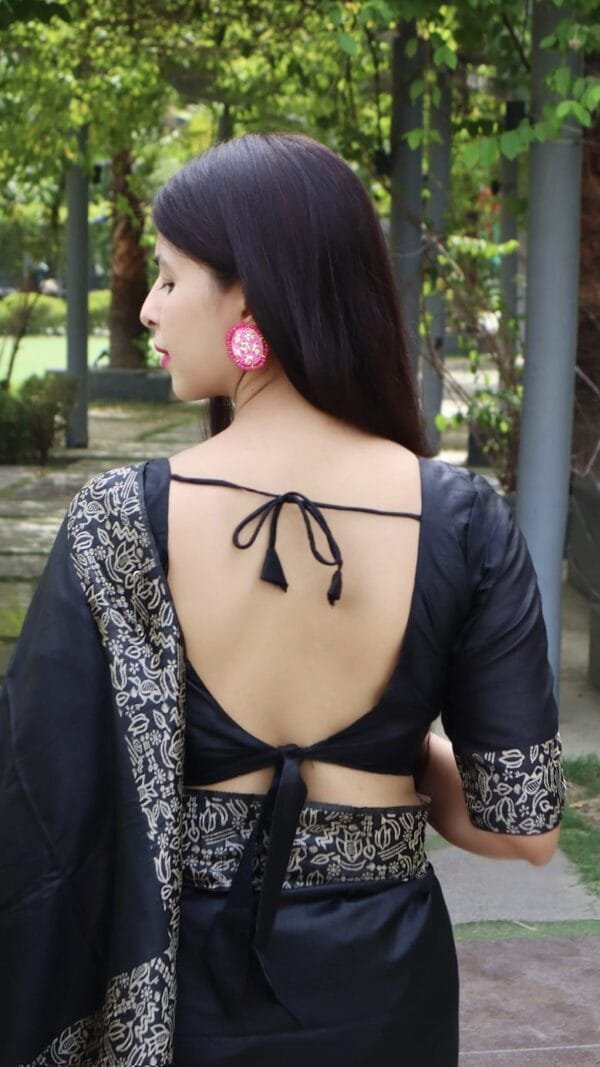 Black Banglori Handloom Raw Silk Saree